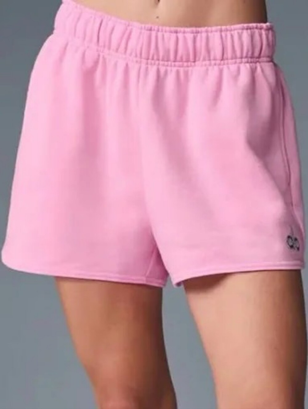 Alo Yoga Accolade Short in Sweet Pink sz MEDIUM